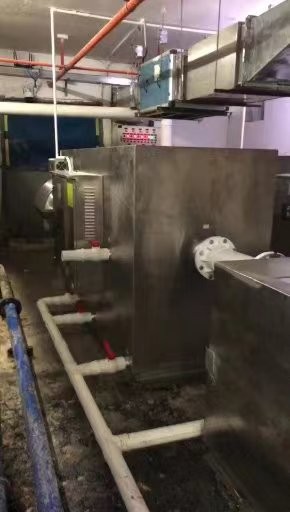 油水分離器